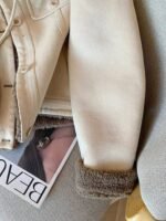 🌸 Easy to style with different outfits. - Image 4